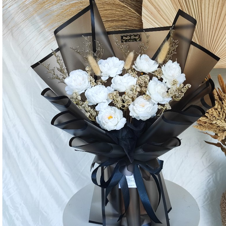 Buket Bunga Peoni Putih Elegan Mix Bunga Kering Caspea, Edelweiss, & Bunny Tail
