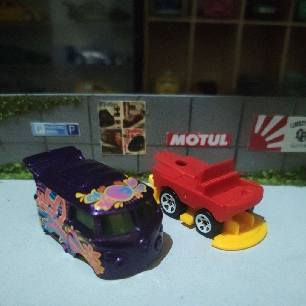 hotwheels kool kombi undspun/unrivet