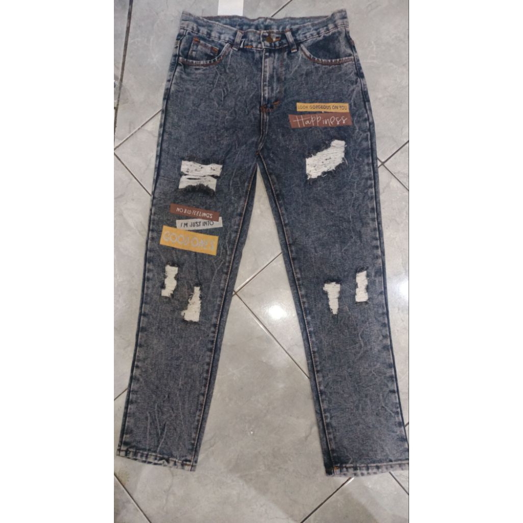 PRELOVED | New berlabel | Jeans Wanita Merk pull&bear dan Martin