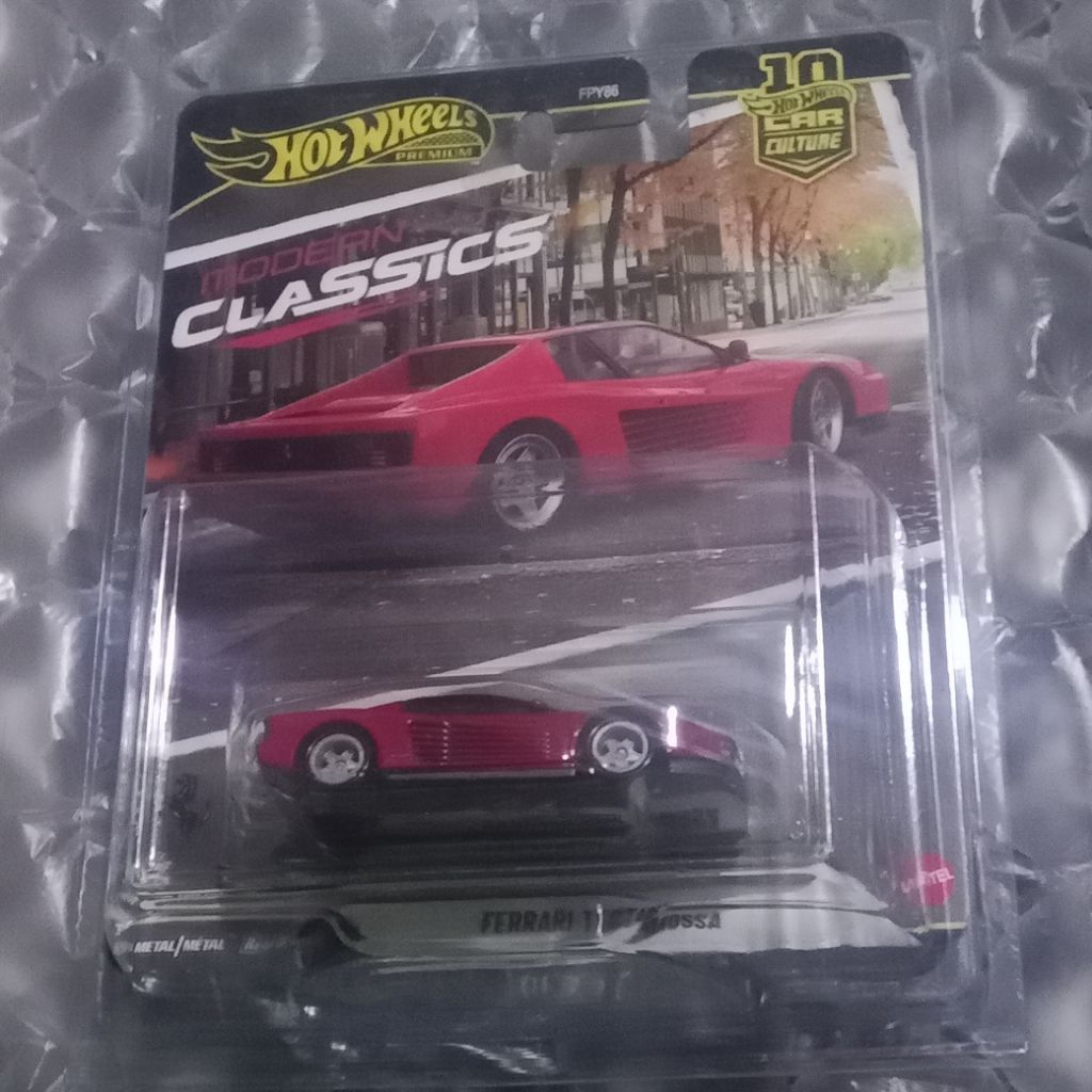 Hot Wheels premium FERRARI TESTAROSSA