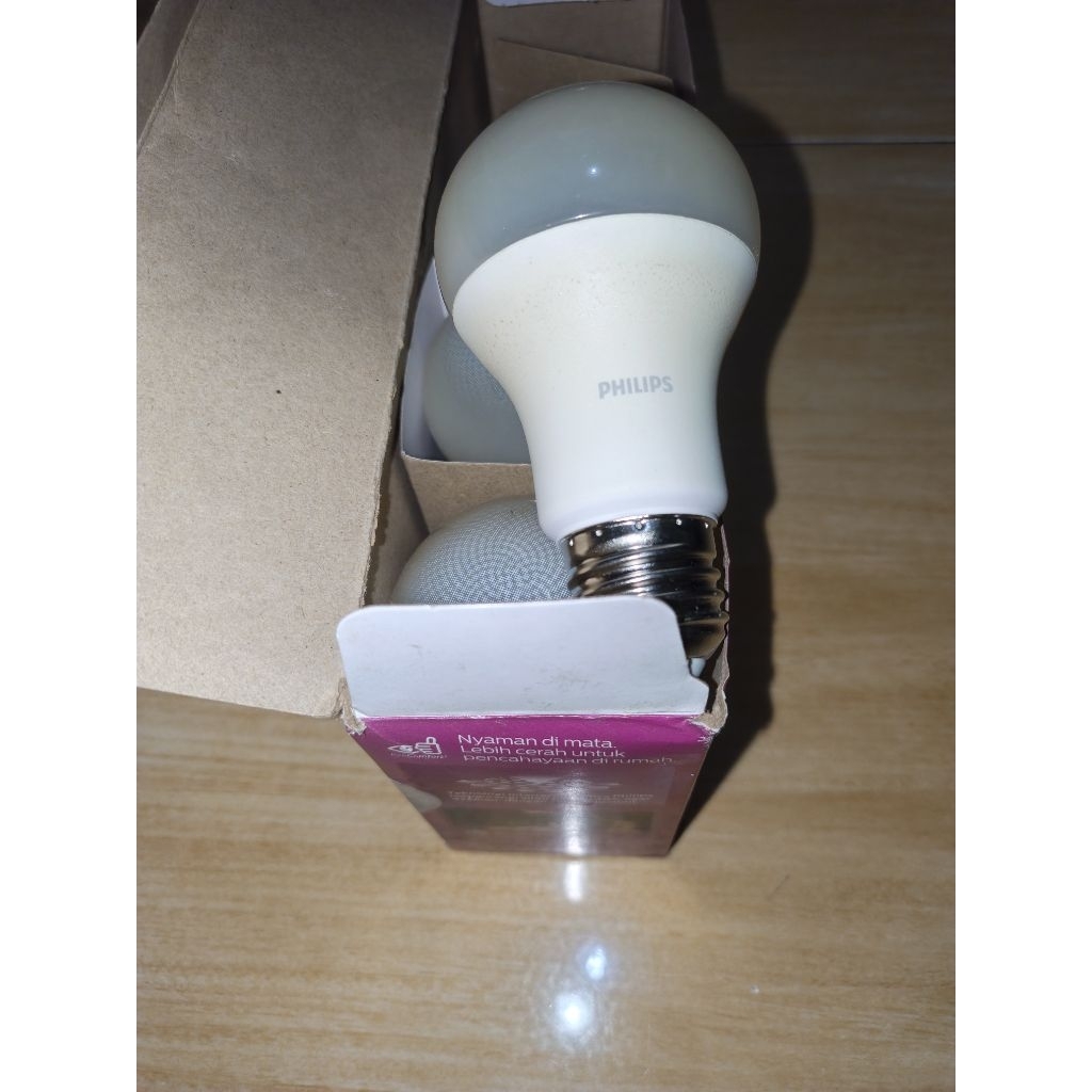 Lampu LED Philips Bekas Off Mati 12w