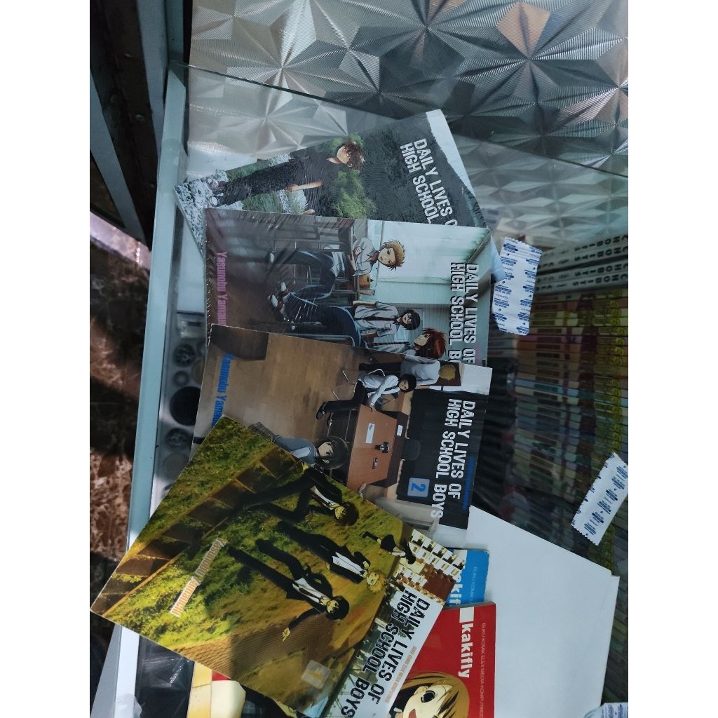 komik daily lives 1-4