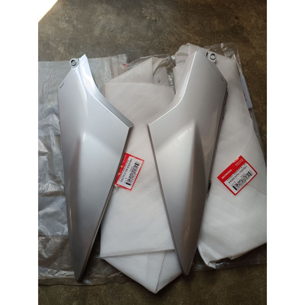 cover side / sambungan body belakang supra X125 (ktm-850FMH) warna silver