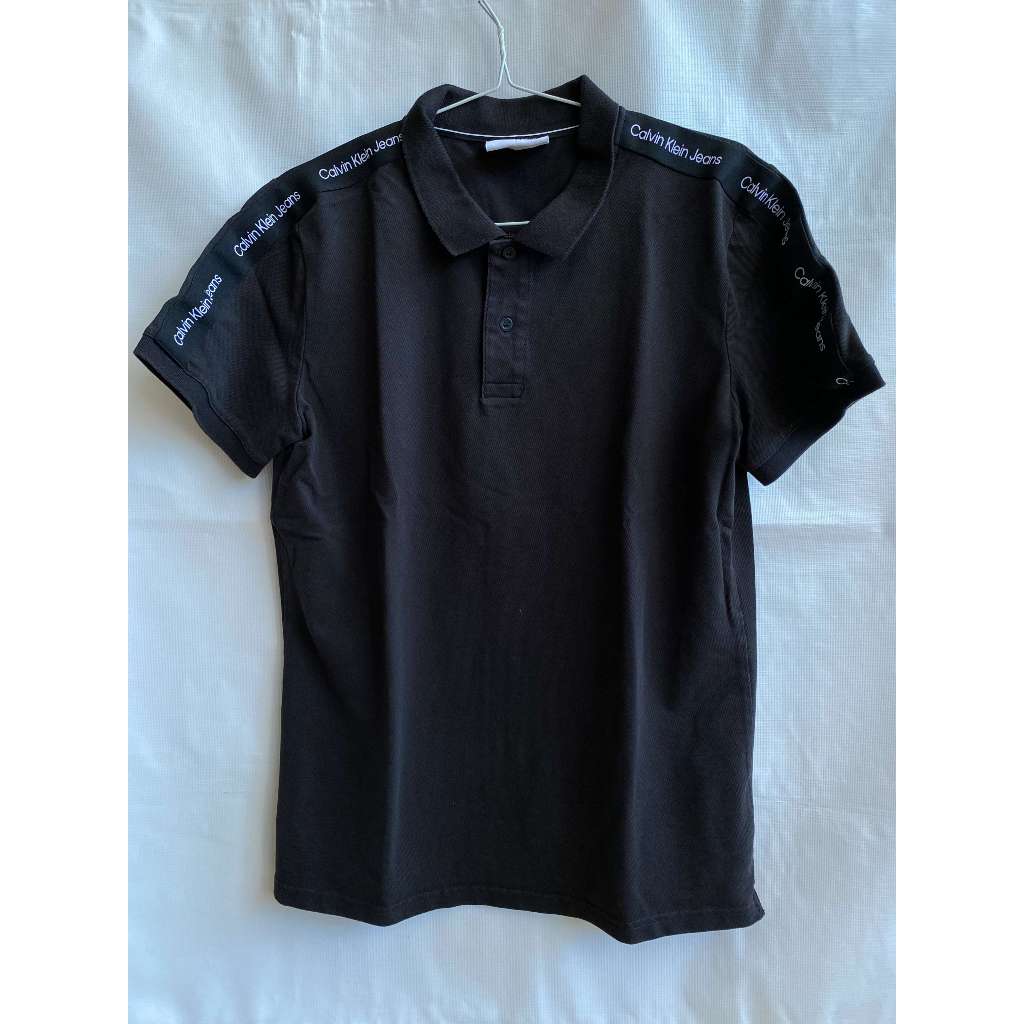 [100% Preloved Ori] Kaos Polo Merk Calvin Klein Lengan Pendek