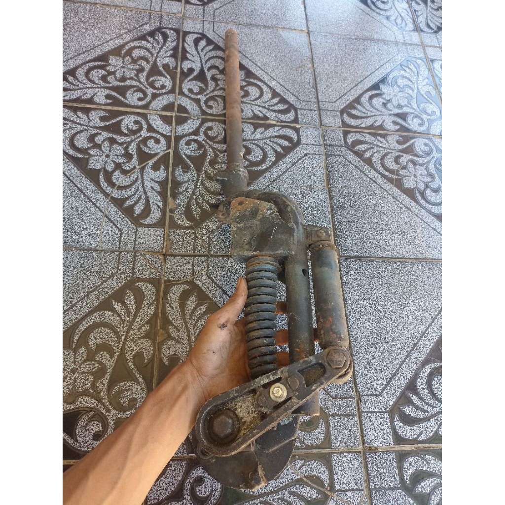 Fork Vespa Super original second bekas