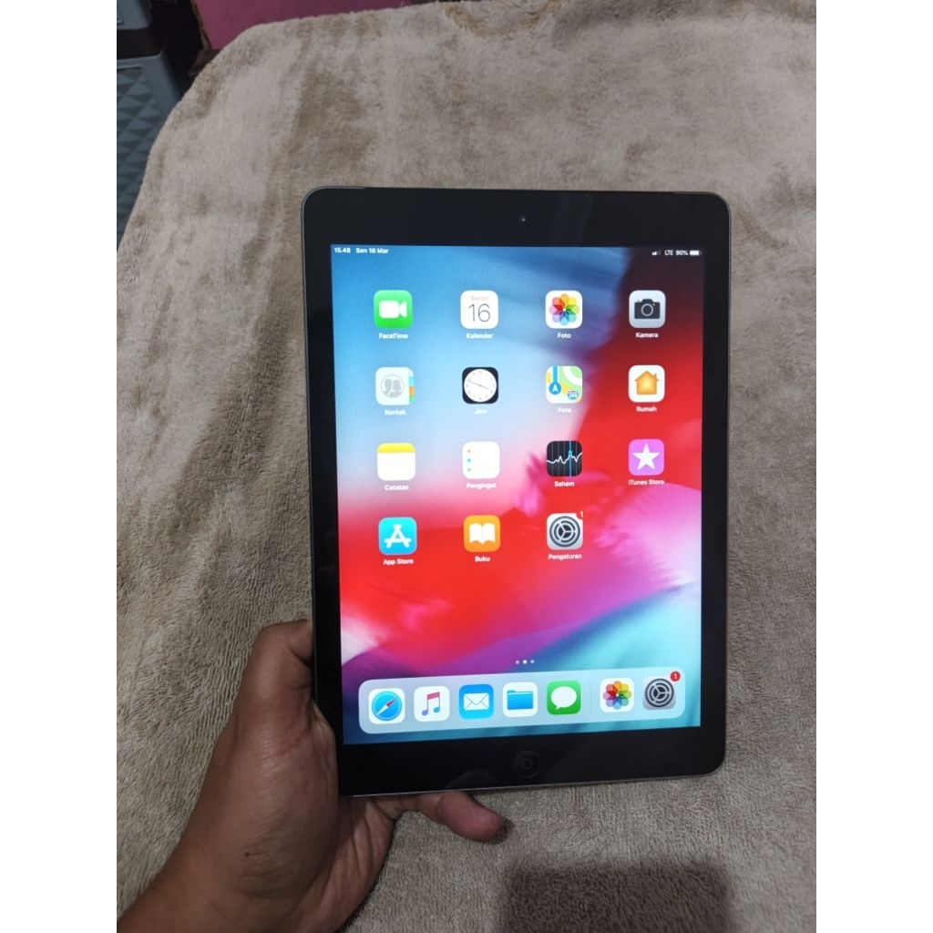ipad Air 1 32gb normal layar 9.7in lega bagus ios 17 tablet murah nett