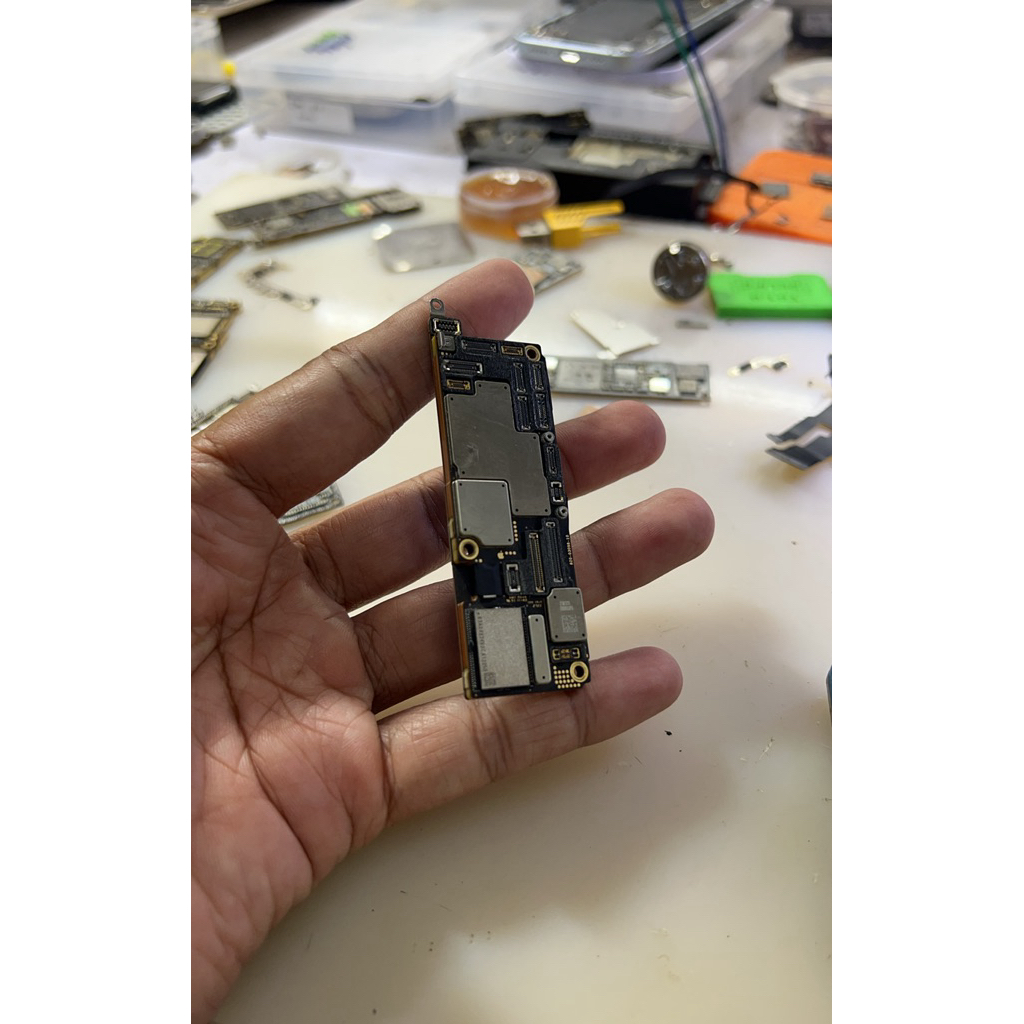 Mesin Iphone 15 pro ex bypass 128gb esim