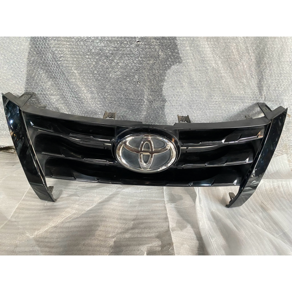 Gril fortuner vrz TRd 2018 2019 2020 ori copotan