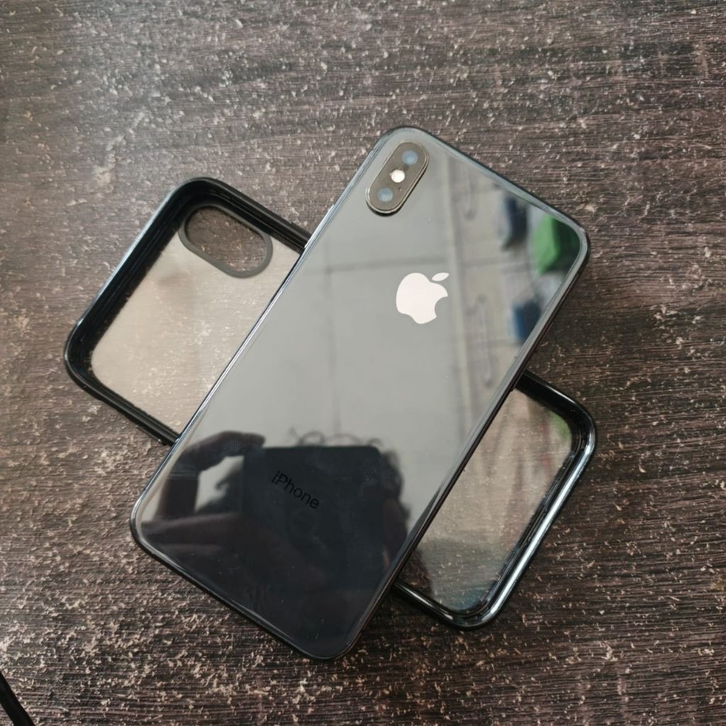 IPHONE X 64GB INTER
