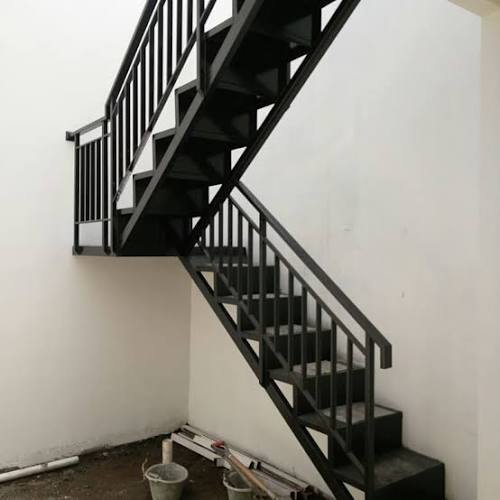 tangga minimalis custom besi rebah | railing minimalis (harga permeter)