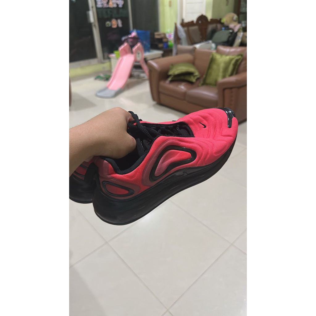 airmax 720 merah