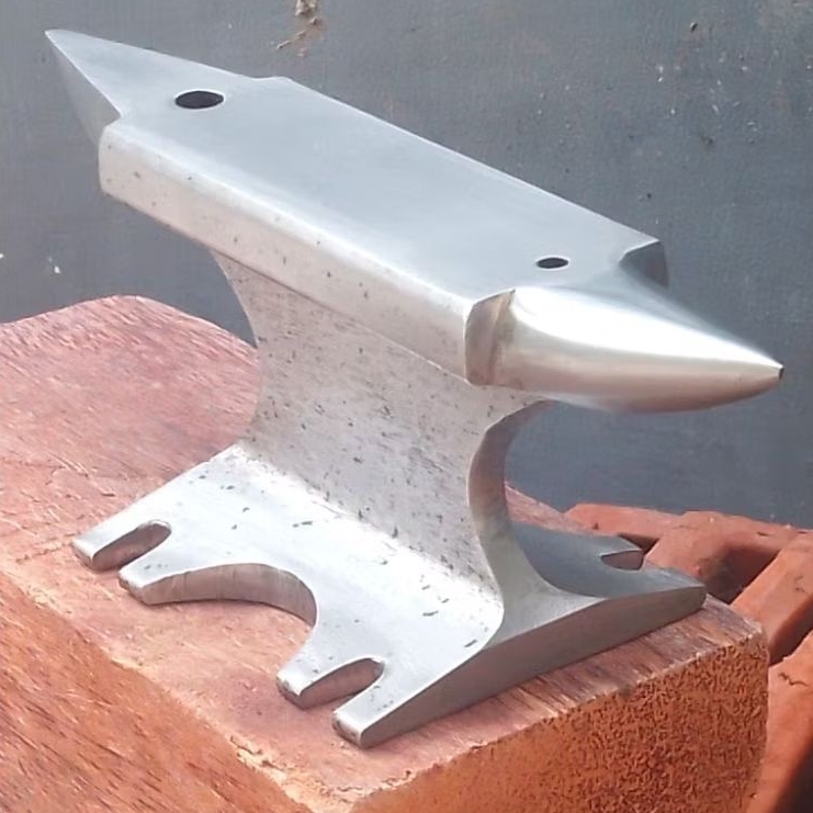 Anvil mini landasan besi dobel horn lebar 4cm panjang 21cm