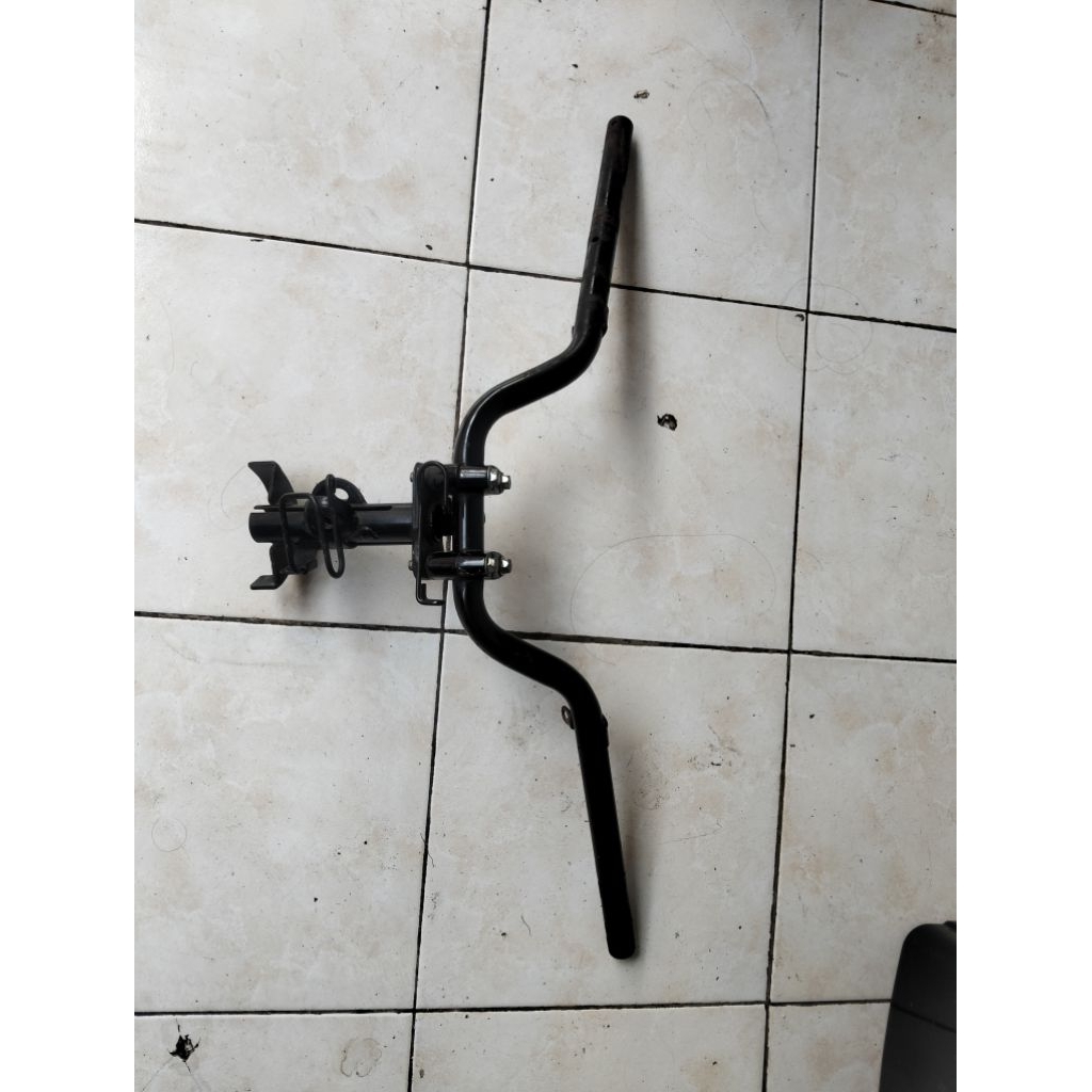 stang stir Nmax old ma dudukan stang NMAX old original copotan. stang stir nmax old original copotan