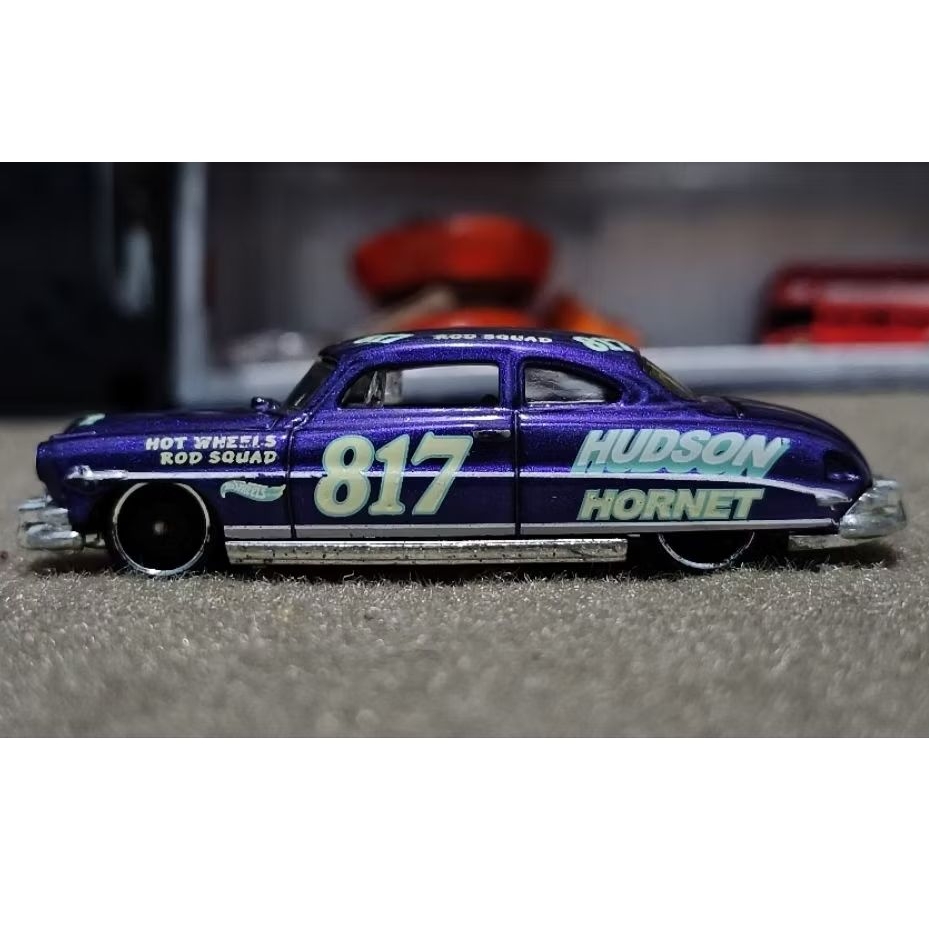 HOT WHEELS HUDSON HORNET (LOOSE)