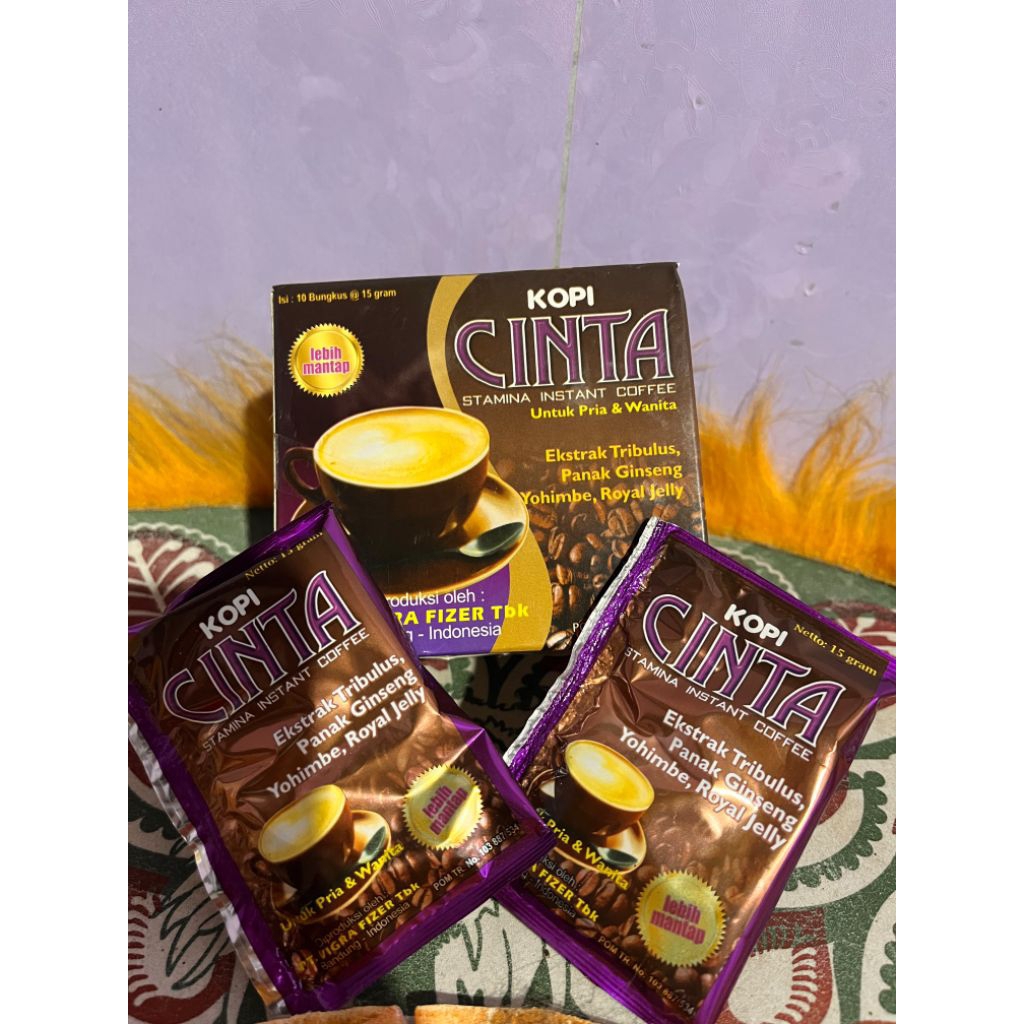 ADA APA DENGAN CINTA