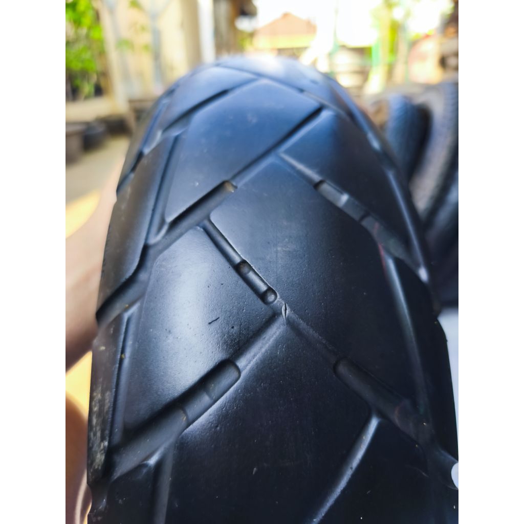 ban bekas Zeneos 17 150x60