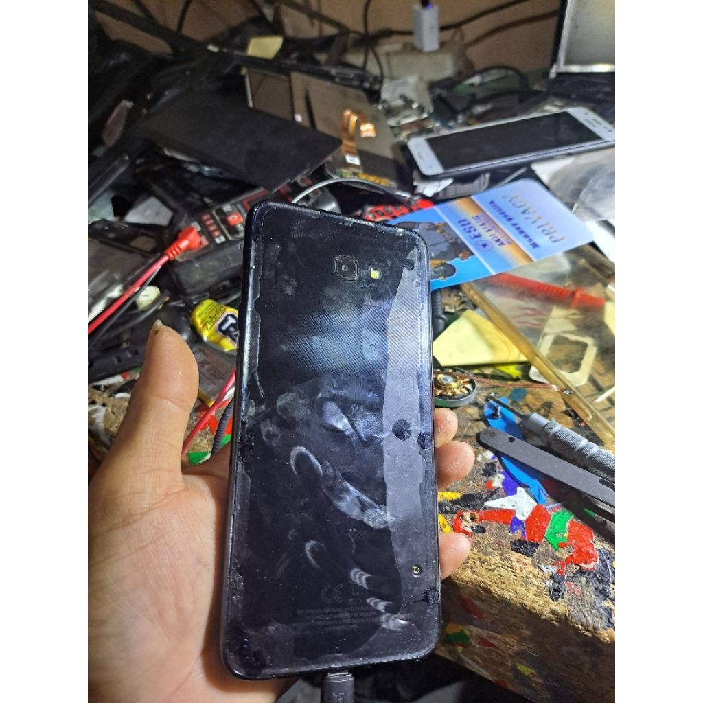 samsung j4 plus minus tompel
