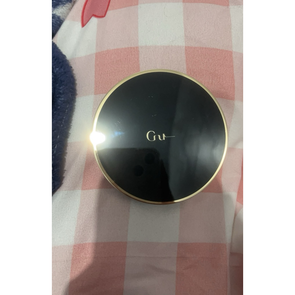 preloved guele cushion
