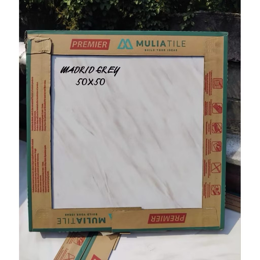 Keramik Mulia Spectrum 50x50 Madrid Grey Glossy