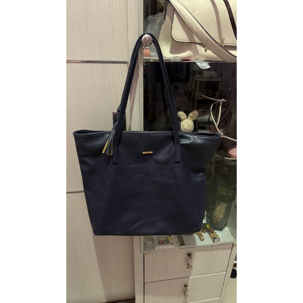 PRELOVED totebag MERCHE (midnight black)