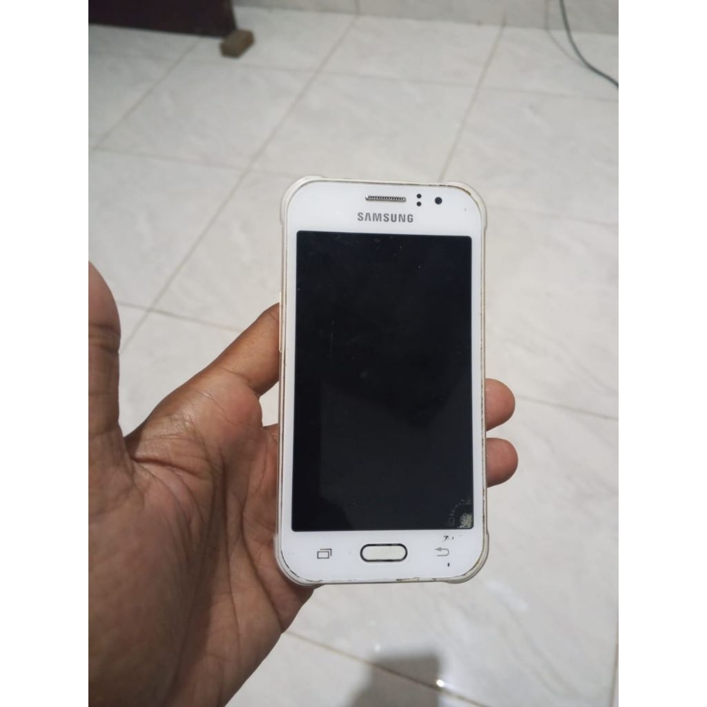 Samsung J1 ace hp bekas