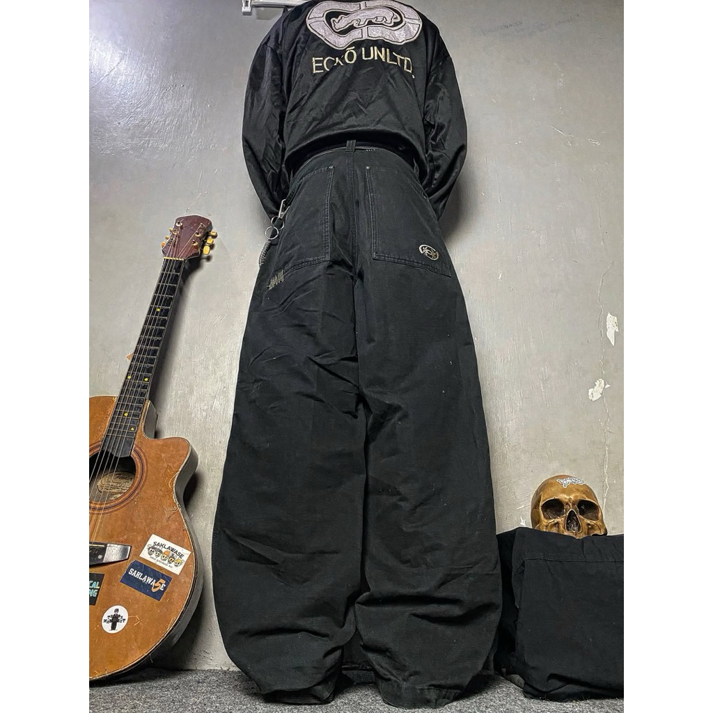 baggy jeans y2k street wear style by spyderbilt