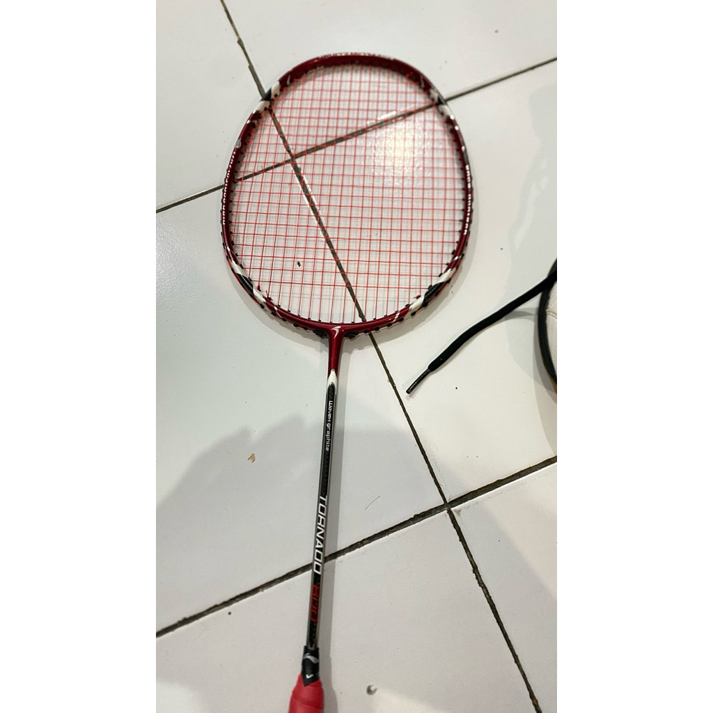 raket tornado 800