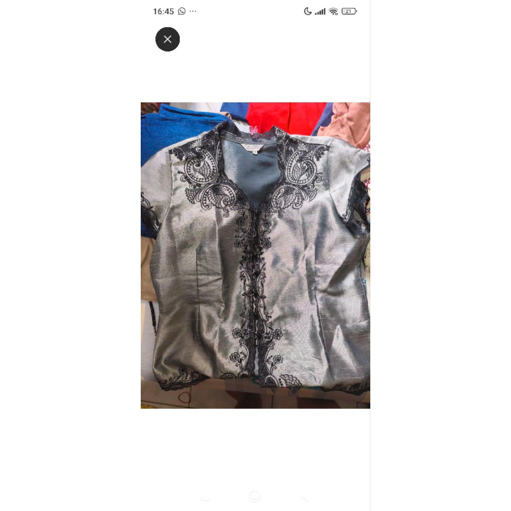 kebaya lyne halim