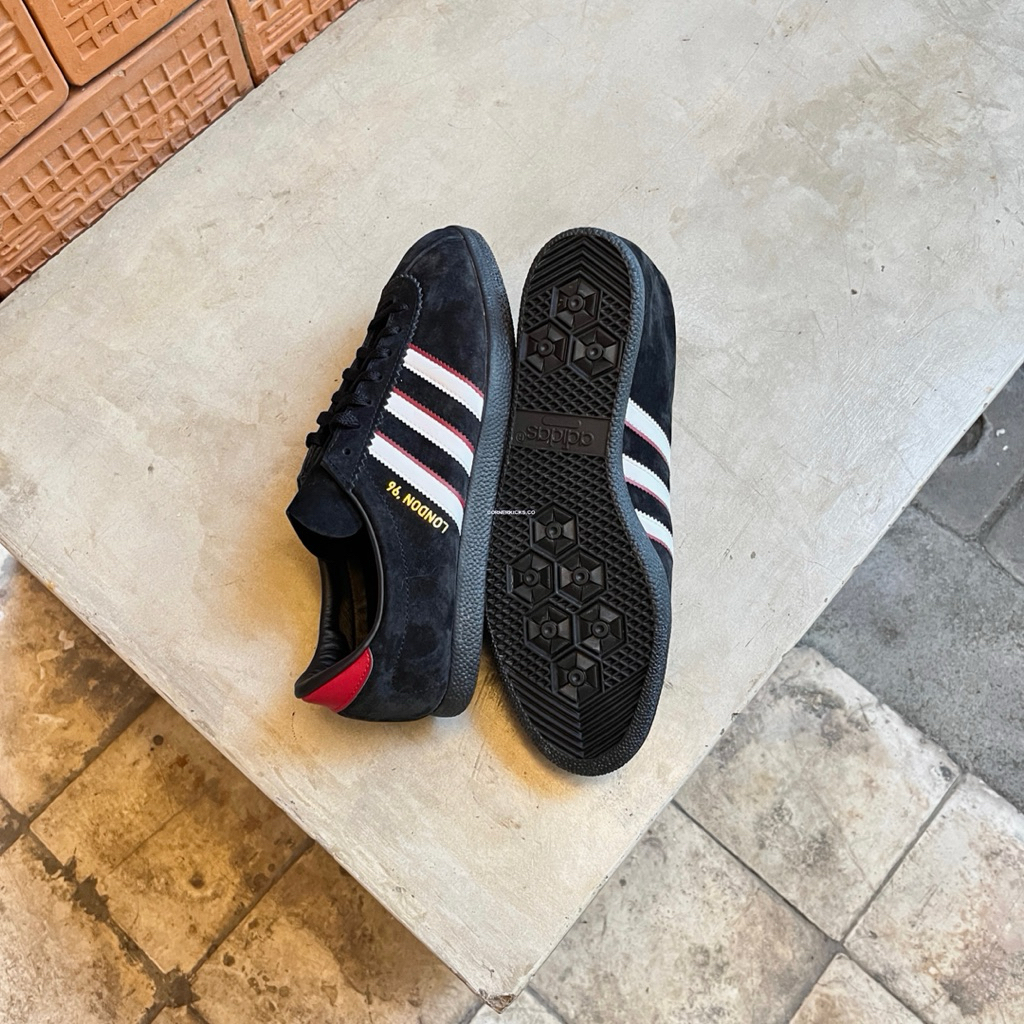 Adidas Originals London 96 City Series “Core Black”
