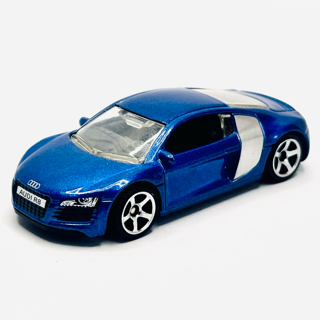 MATCHBOX  AUDI R8 ( LOOSE )