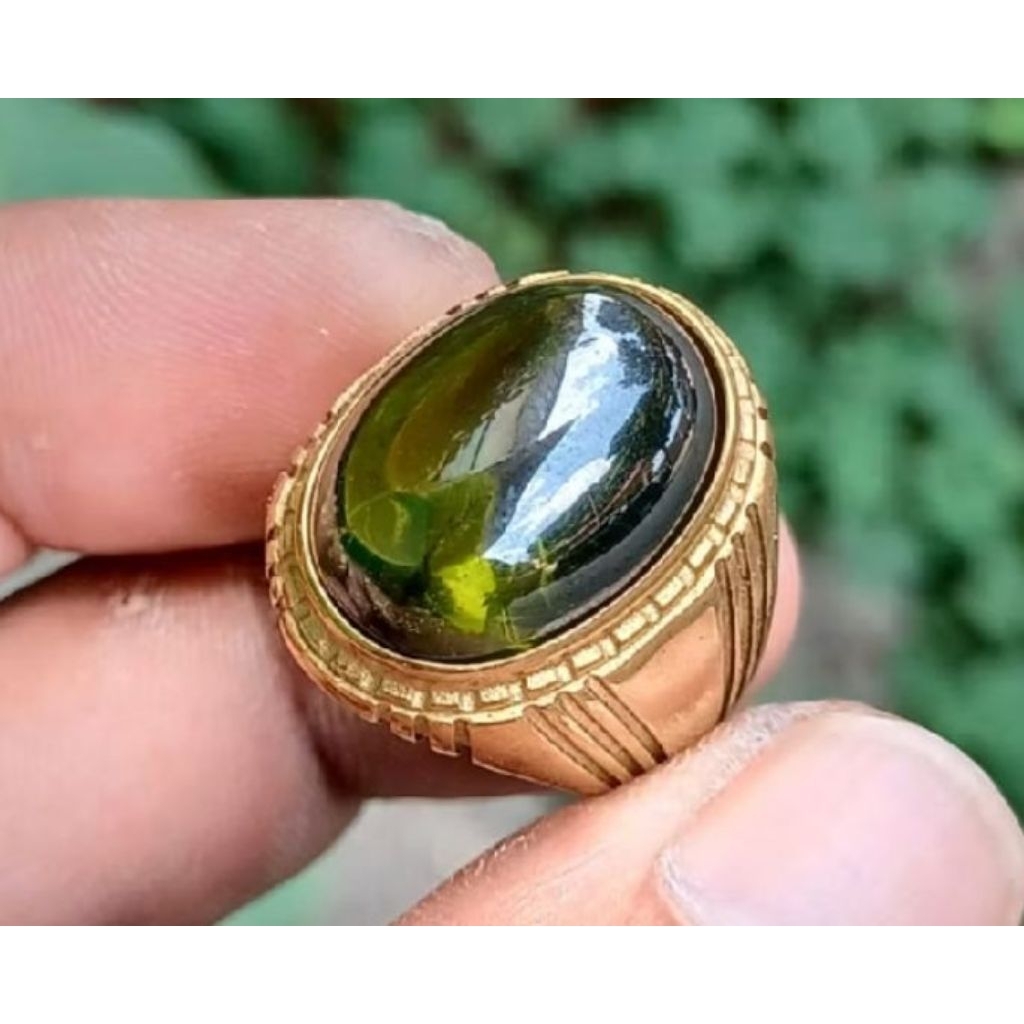 cincin batu peridot pecah seribu