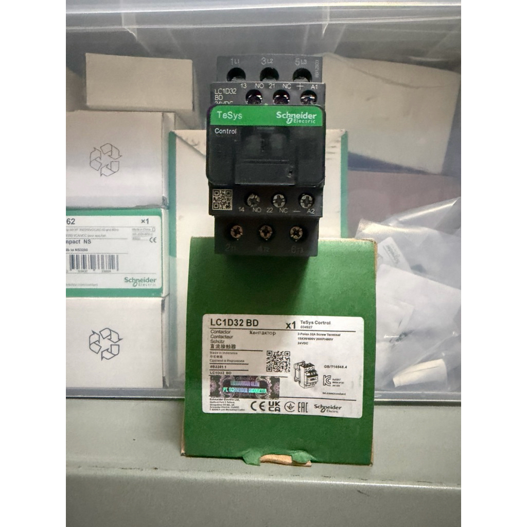 kontaktor LC1D32BDSchneider / Contactor Schneider LC1D32BD