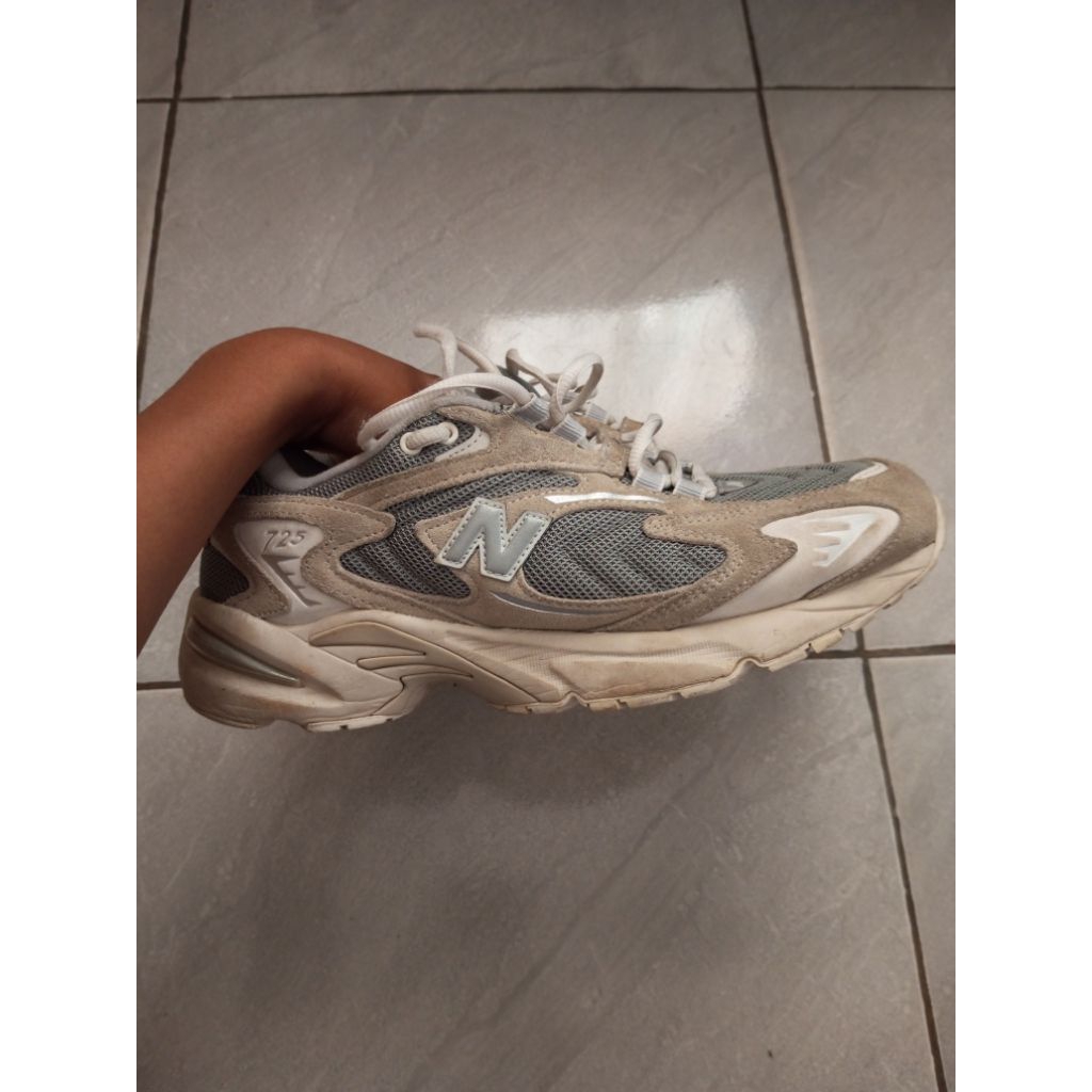 sepatu nb second