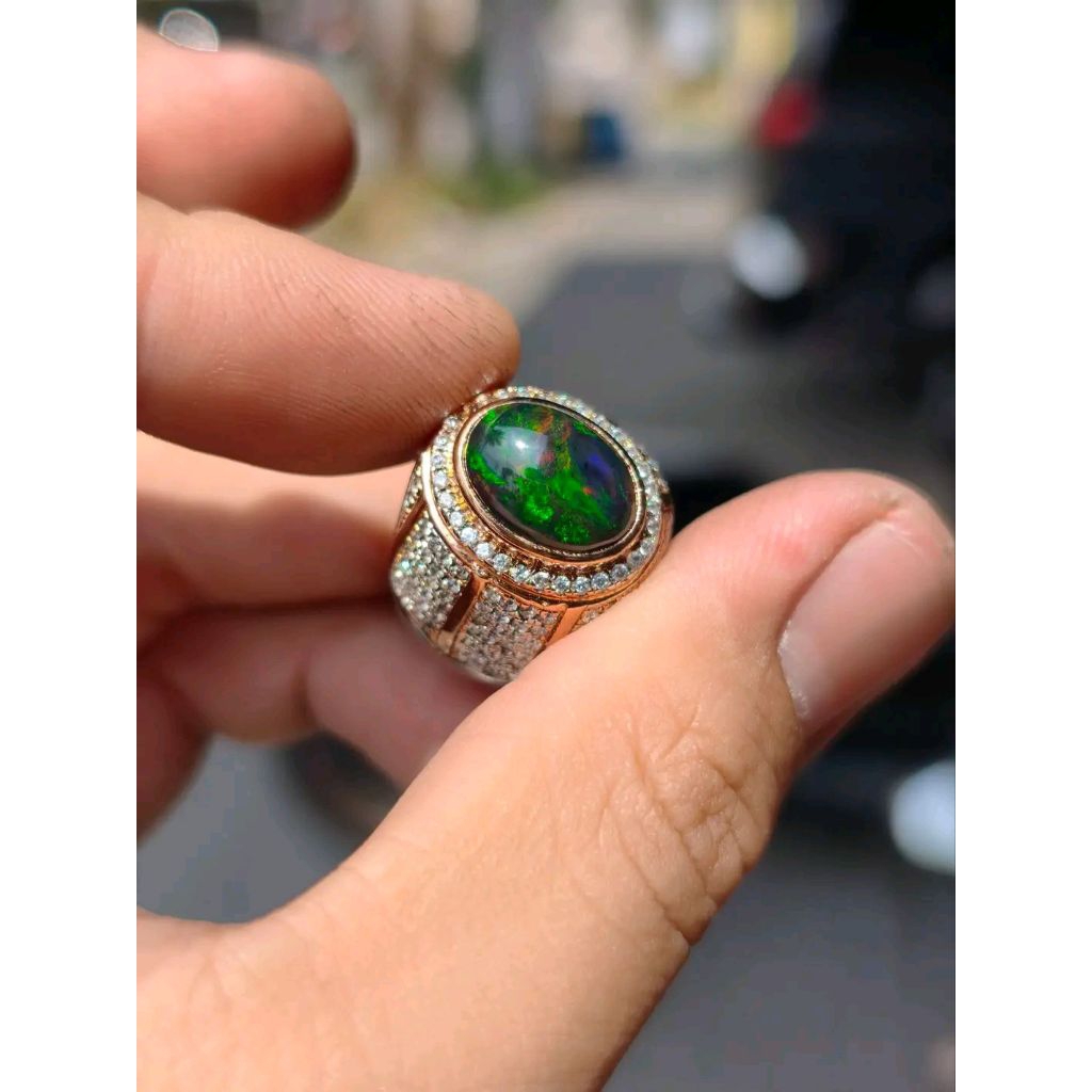Batu black oval banten