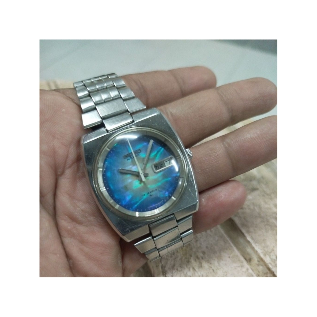 Seiko 7006 -6040 mother of pearl dial