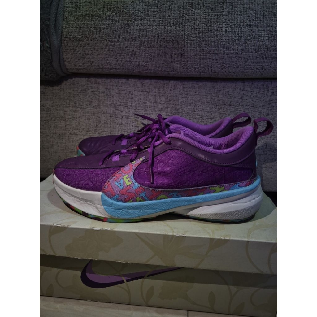 Nike Zoom Freak 5 GS Second Like new