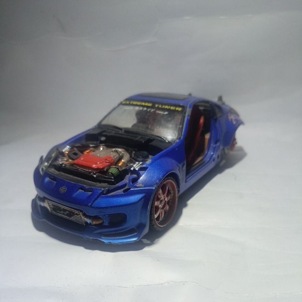 Junk Mainan Diecast Kentoys 1/24 Nissan 350Z