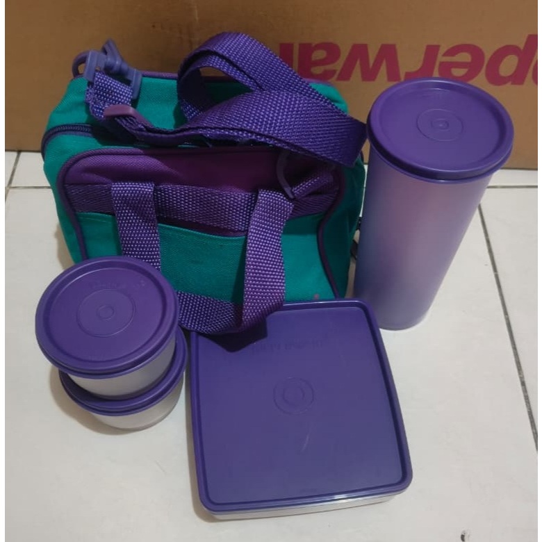 Lunch Box Set Tupperware