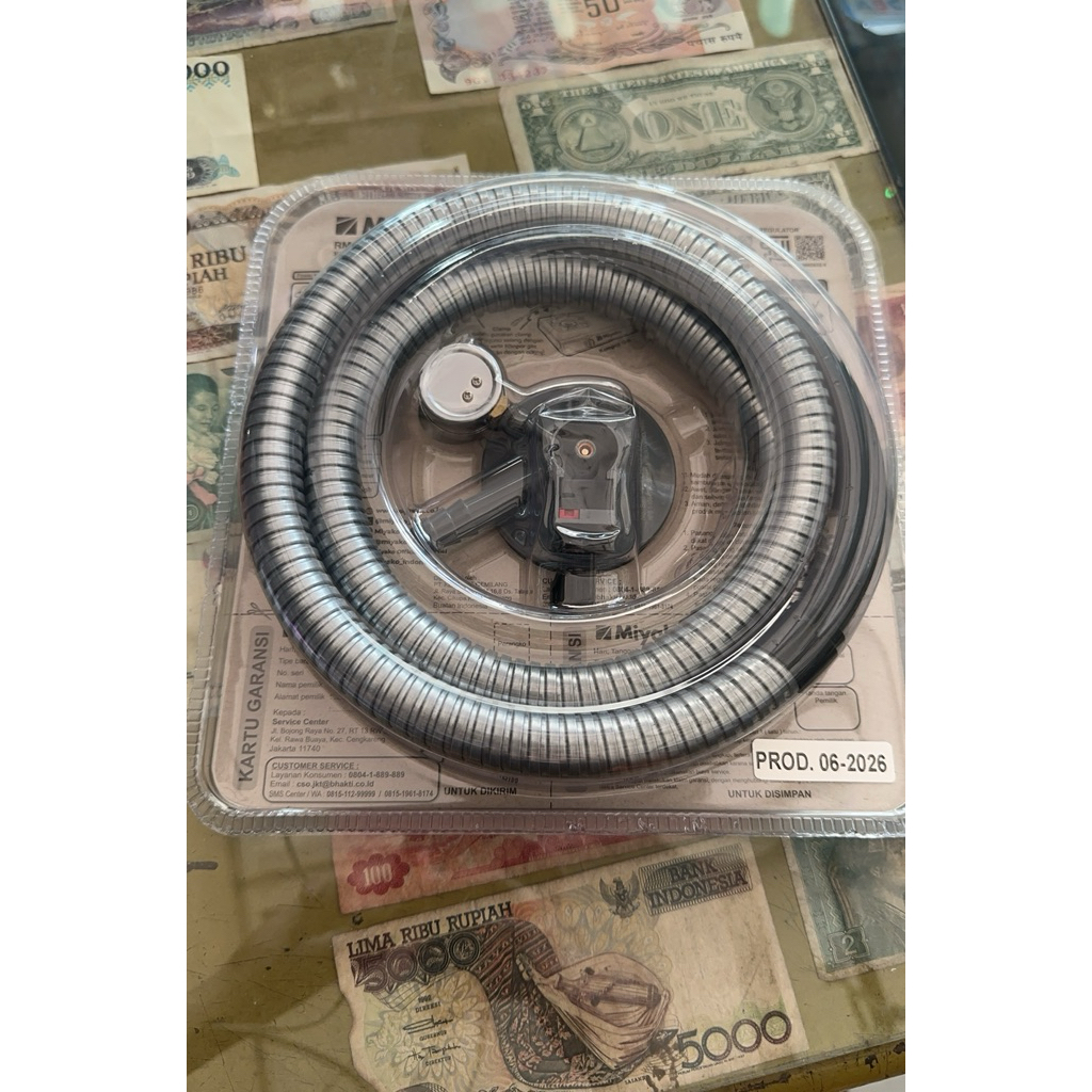 (Satu Set) MIYAKO Selang Gas dan Regulator