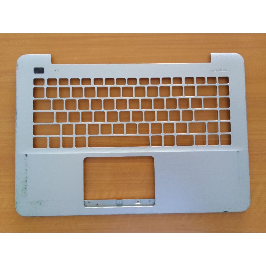 Casing Case Palmrest Laptop Asus X455L warna silver