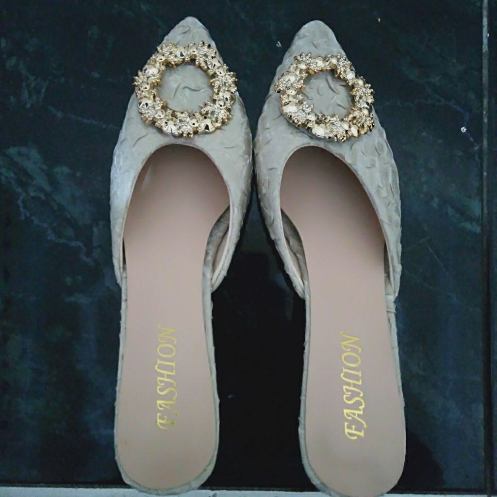 Sandal Selop Heels