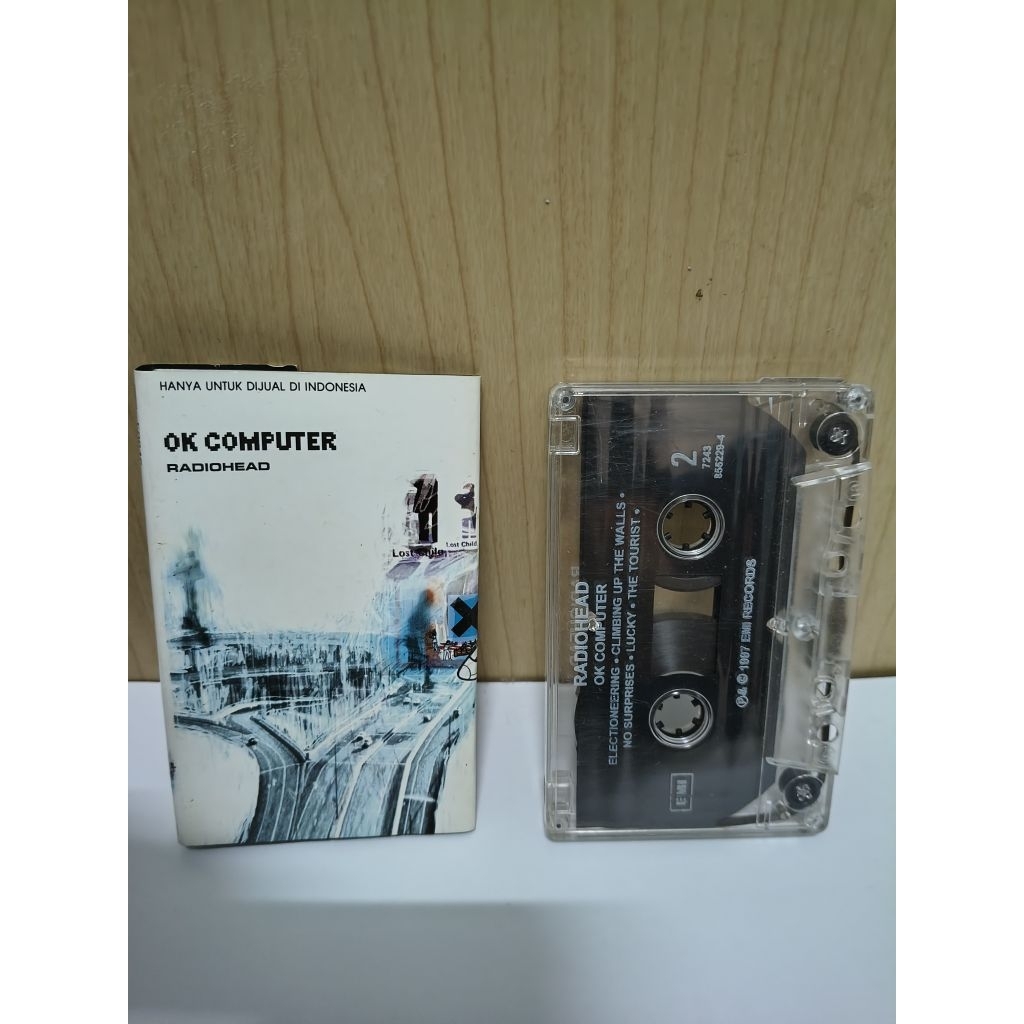 Kaset Radiohead Ok computer Ori