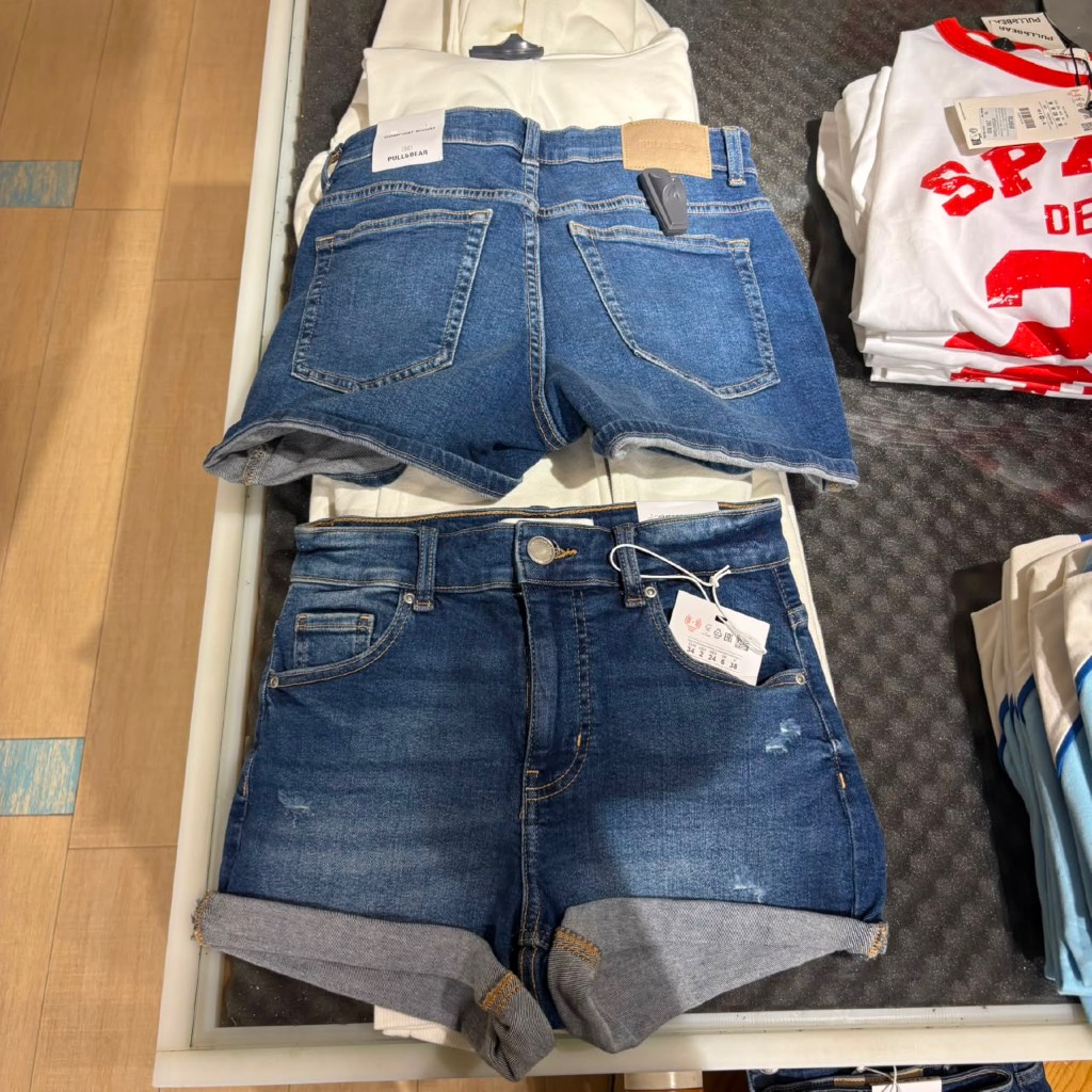 Jastipp. Ripped Jeans Pendek Pull&Bear (Woman)