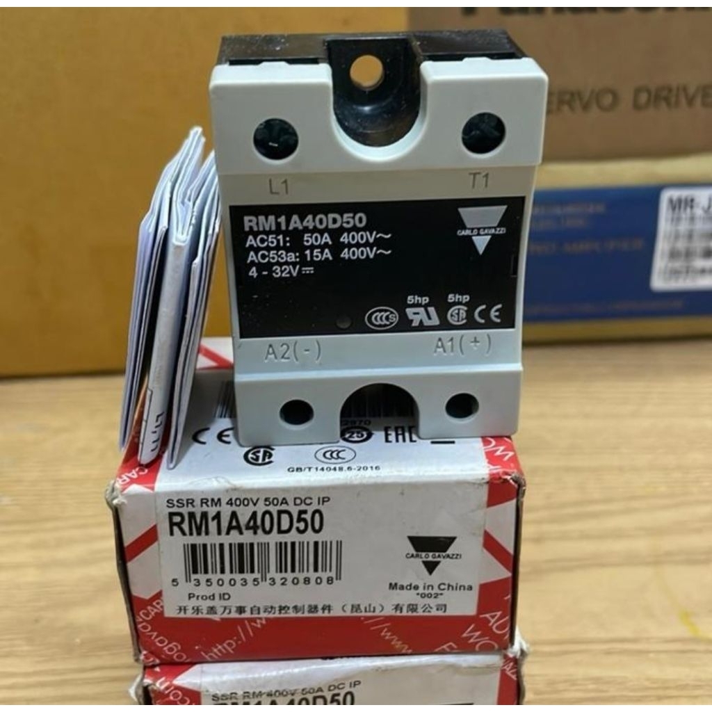SSR CARLO GAVAZZI RM1A40D50 ORIGINAL