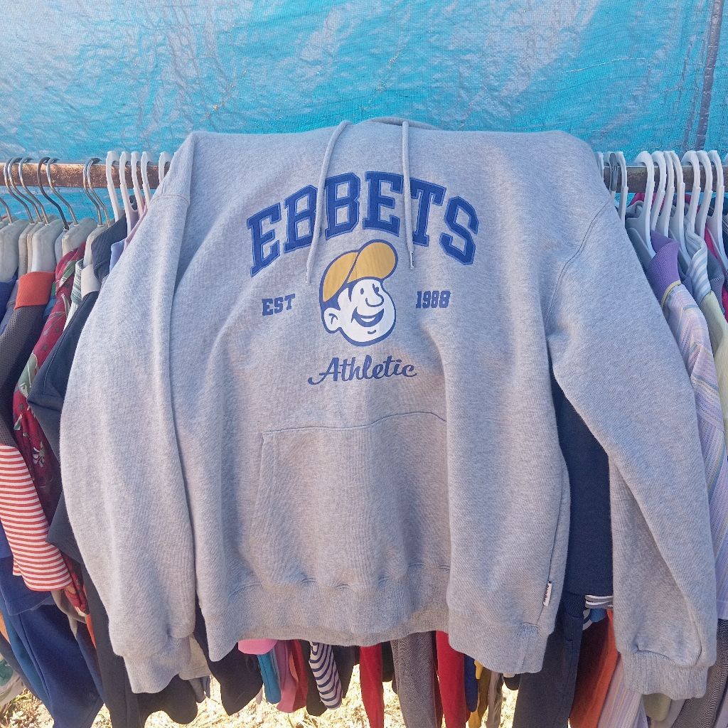 hoodie ebbets