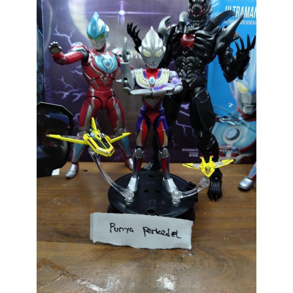 keeppley Ultraman tiga vol 2 plus guts wing
