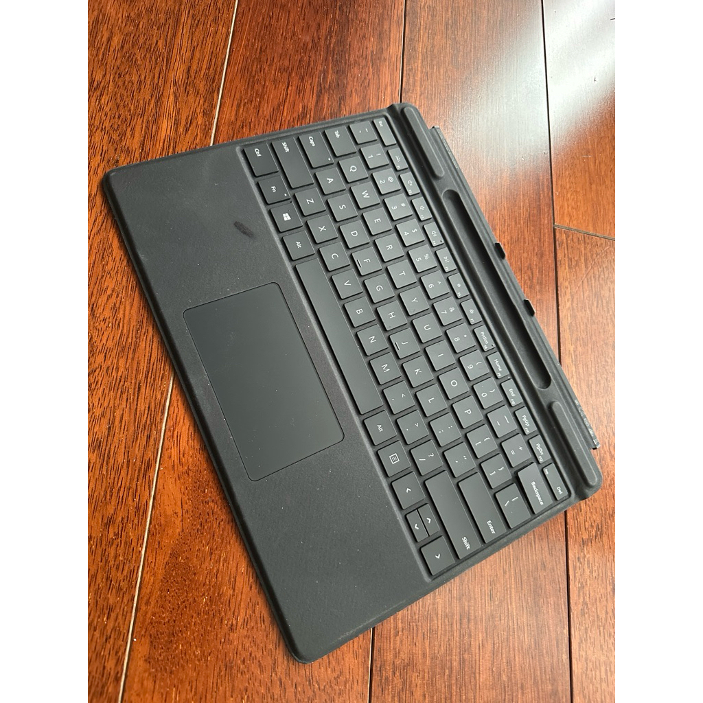 (Rusak) signature keyboard microsoft surface pro 8 9 X 10