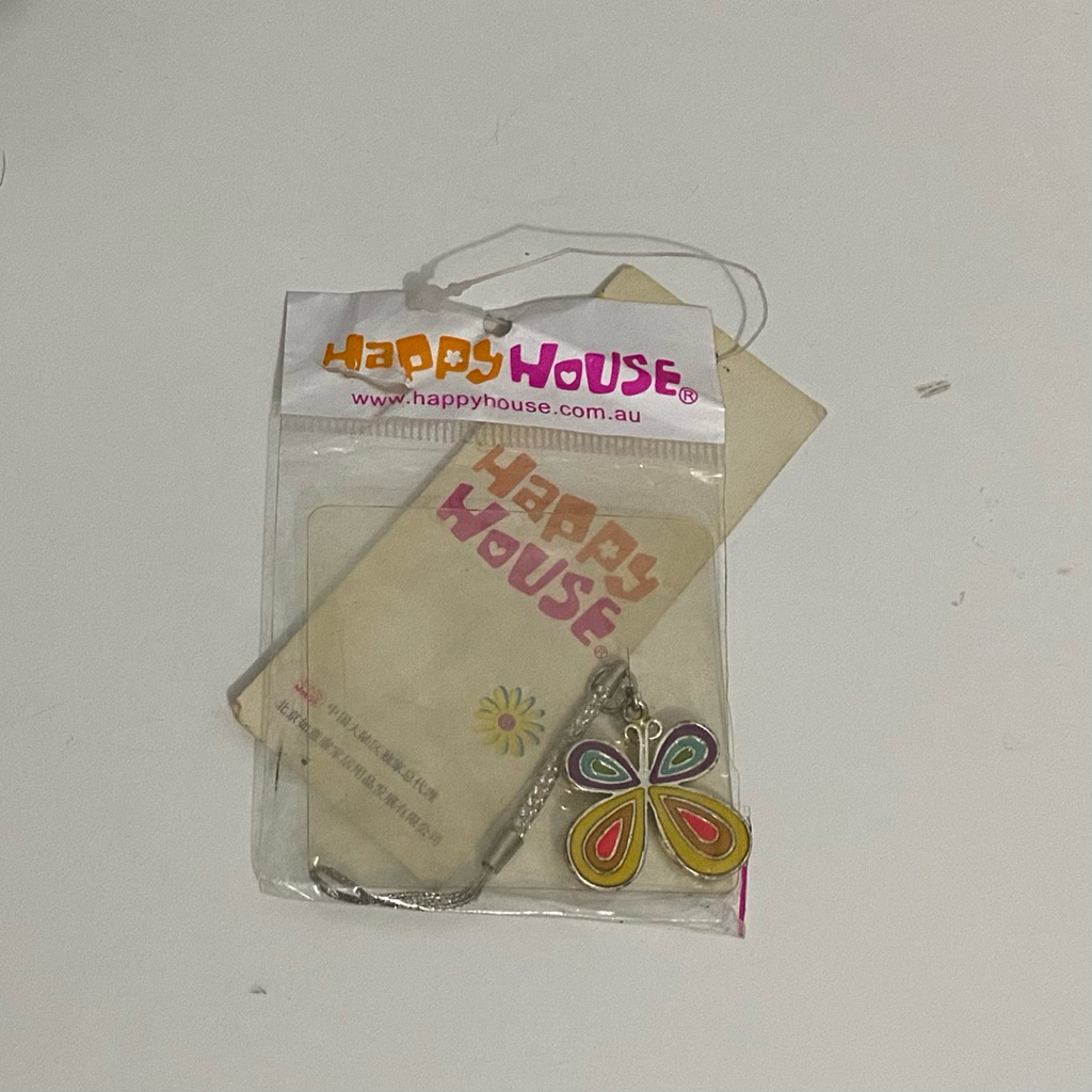 defect happy house keychain gantungan kunci phone strap