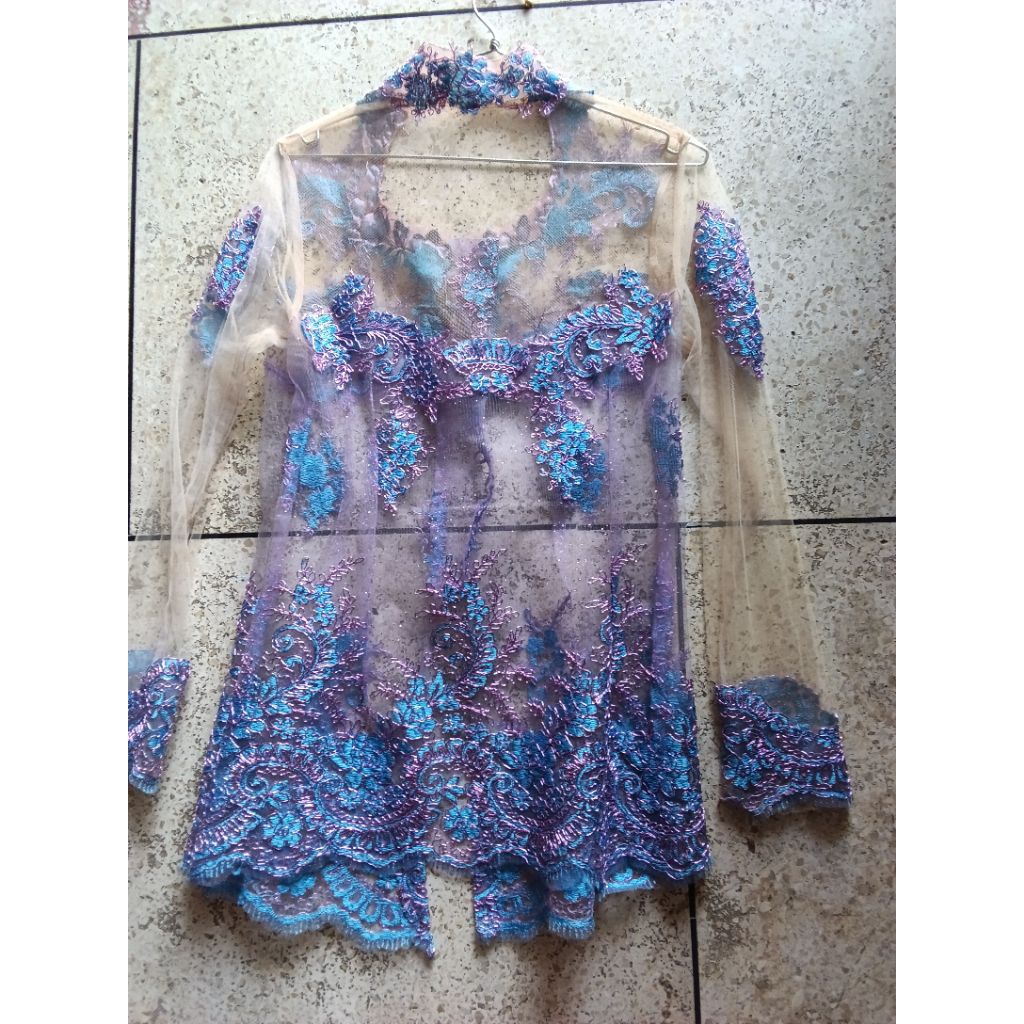 KEBAYA PRELOVED // KEBAYA LAWASAN