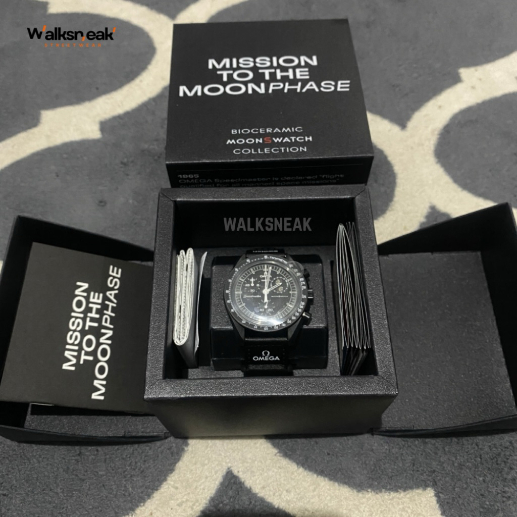 SWATCH X OMEGA MISSION TO THE MOONPHASE SNOOPY BLACK